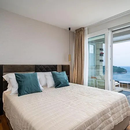Luxury Libertas Apartment